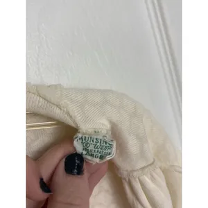 Vintage 1940s Munsingwear Cream Chenille Bed Jacket M/L Boudoir Cardigan thumbnail 6