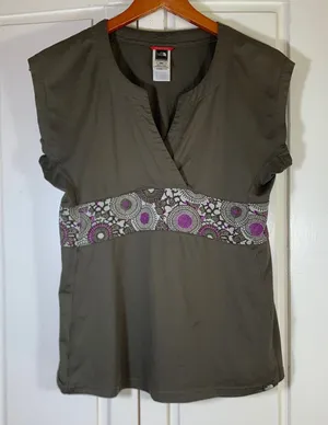 The North Face Womens Olive Green Floral Empire Waist V-Neck Sleeveless Top M thumbnail 1