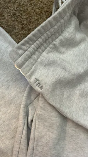 Aritzia Sweatpants TNA thumbnail 4