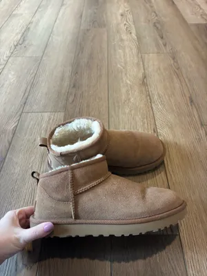 UGG ultra mini thumbnail 2