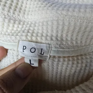 POL Cream Waffle Knit Cropped Button Up Jacket Women's Size Large‎ thumbnail 3