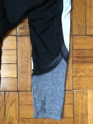 PINK Victoria’s Secret Leggings / Yoga Pants thumbnail 3
