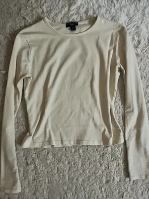 Pretty little thing sand long sleeve crop top thumbnail 1