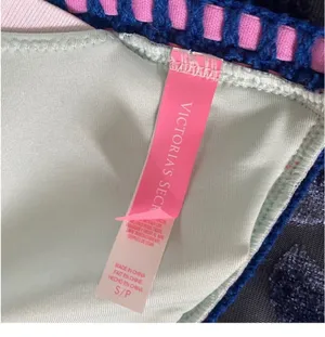 Victoria's Secret triangle crochet swim bikini top thumbnail 5