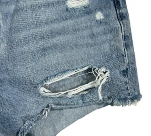 Levi’s 501 SZ W30 Jean Shorts Button-Fly Distressed Light Wash Frayed Hems Blue thumbnail 3