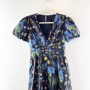 Anthropologie The Katerina Button Front Floral Short Sleeve Midi Dress Blue S thumbnail 4
