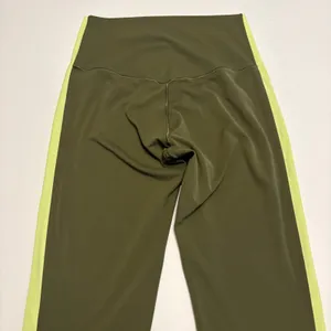 OFFLINE by Aerie Leggings Women Medium Olive Green High Rise Real Me Xtra 7/8 thumbnail 3