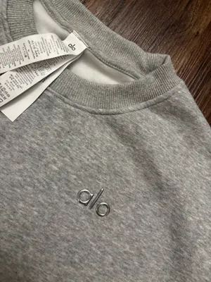 Alo Accolade Set Gray Large Crewneck + Shorts thumbnail 4