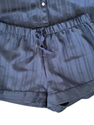 Victoria’s Secret VS Signature Shortie Pajama Set L Logo Medallion Striped Satin thumbnail 4