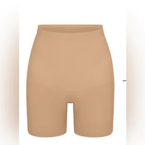 SKIMS Seamless Sculpt‎ Mid Thigh Shorts Size S NWOT | High Waist Shapewear thumbnail 2