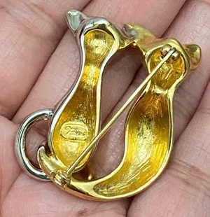 Vintage PUCCINI Signed Two-tone Gold/Silver Polished Sitting Together Cat Brooch thumbnail 5