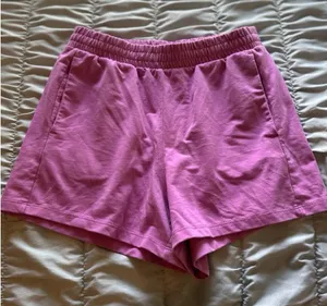 Pink all in motion shorts thumbnail 1