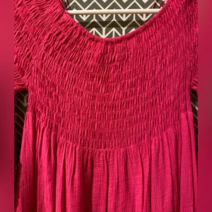 Petal Roz Fuscia color Dress Size Small thumbnail 3