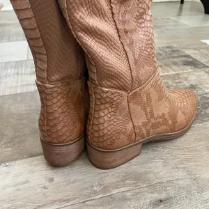 Baretraps Mallory Alligator Knee High‎ Boots 6 Brown Boho Western Comfort Shoes thumbnail 7