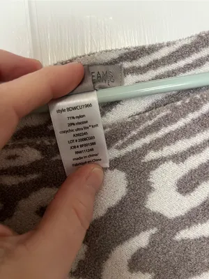 Barefoot Dreams Gray and Cream Animal-Print Poncho thumbnail 4