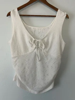 Stretchy Cream Eyelet Tie-Front Tank Top thumbnail 1