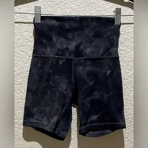 Lululemon Align Shorts Diamond Dye Pitch Grey Graphic Grey Size 0 thumbnail 6