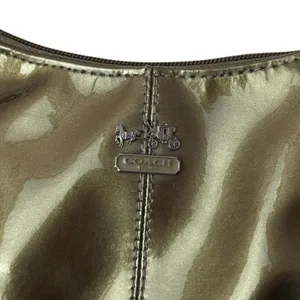 Coach‎ Y2K Madison Patent Leather Demi Small Pleated Pewter Handbag Pouch 46619 thumbnail 4