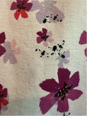 Easel Floral Print Bubble Sleeve Top in Lilac Size S thumbnail 6