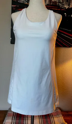 Womens sz8 Lululemon Hit It Tank Built in Sports Bra No Padding thumbnail 1