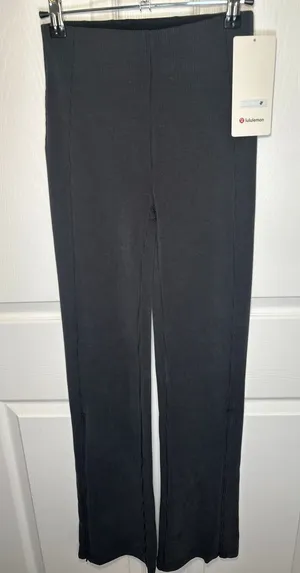Lululemon‎ Brushed Softstreme Rib Zip Flare 2 Black High Rise 32.5" NWT LW5EUBS thumbnail 1