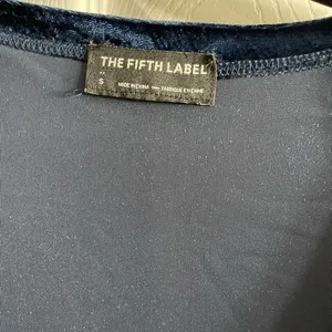 The Fifth Label Crystal Vision‎ Navy Velvet Jumpsuit Women's Size Small thumbnail 5
