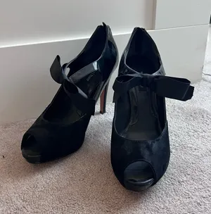 White House Black Market Black Peep-Toe Bow High Heels With Bow thumbnail 1