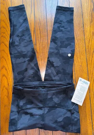 Lululemon Speed Speed High Rise 28” With Pockets Heritage Camo Black Size 6 NWT thumbnail 1