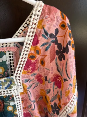 EUC Anthropologie Maeve Nikki Peasant Top Size Medium thumbnail 3
