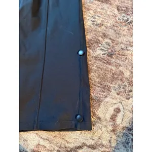 Halara Black High Waisted Flare 7/8 Leggings Snap Hem Seam Front Pants Large NWT thumbnail 2
