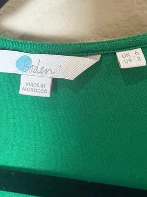 Boden Faux Wrap Front V Neck Super Soft Cap Sleeve T Tee Shirt Size 2 Green thumbnail 3