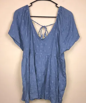 Old Navy Women’s Floral Embroidered Wide Sleeve Blue Tie Back Babydoll Blouse thumbnail 5