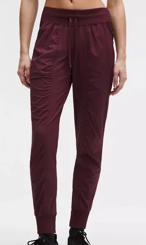 Lululemon Athletica Size 4 Dance Studio Jogger Burgundy thumbnail 1