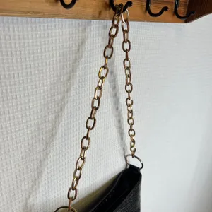Y2K Black Crocodile Embossed Short Shoulder Bag with Gold‎ Chain Strap thumbnail 3