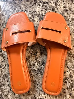 Sandals women’s Orange Size 8 thumbnail 1