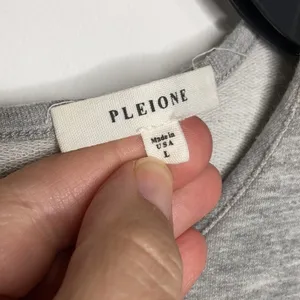 Anthropologie Brand‎ Pleione v notch top size large thumbnail 3