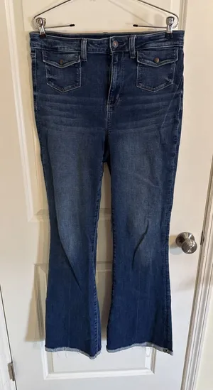 American Eagle Women's Blue Jeans Sz 10 Long Super High-rise Flare Next Level thumbnail 1