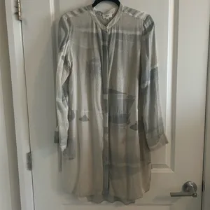 Aritzia Wilfred Gray Beige Silk Bossut Long Sleeve Button Down Mini Dress thumbnail 3