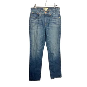 Madewell The '90s Straight Mid-Rise Jean Size 25 thumbnail 5