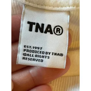 Aritzia TNA Tee Women XS White‎ Ribbed Knit Crew Neck Short Sleeve Baby Tee Crop thumbnail 10