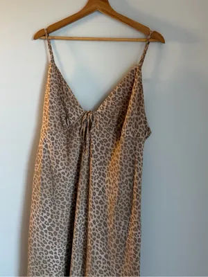 Pink Victoria Secret Cheetah FALL IN LOVE MIDI DRESS Size XL thumbnail 10
