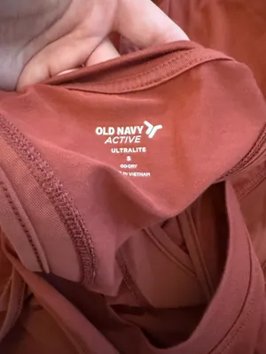Old Navy Tank Top thumbnail 3