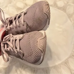 New Balance 009 Sneakers Women’s Size 7 Lace Up Blush Rose thumbnail 6