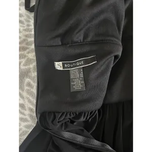 Black Beaded Waist Cocktail Dress 6 Halter Keyhole‎ LBD Elegant Glam Minimalist thumbnail 2