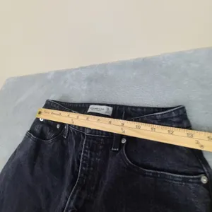 Abercrombie‎ & Fitch Size 26 2R Curve Love High Rise Mom Jean Distressed Black thumbnail 7