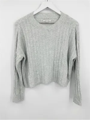 American Eagle Gray Cropped Lightweight Sweater Size Small thumbnail 1