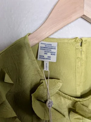 Baum Und Pferdgarten Sleeveless Ruffle Front Satin Dress Dark Citron Size 44 EU thumbnail 3