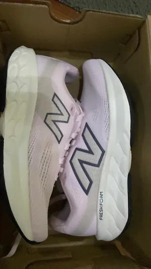 New Balance Shoes Women’s Running thumbnail 2