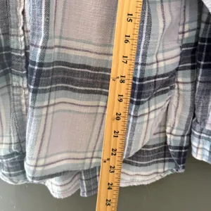 American‎ Eagle Womens Plaid Flannel Shirt Purple Blue Boyfriend Fit 100% Cotton thumbnail 5