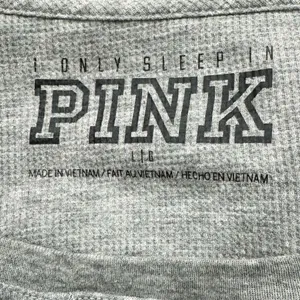 Victoria’s Secret PINK Grey Waffle Knit Henley Long Sleeve Shirt Women’s Large thumbnail 2